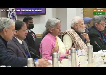 Visuals from PM Modi’s pre budget meeting with economists | Bharat Samvad
